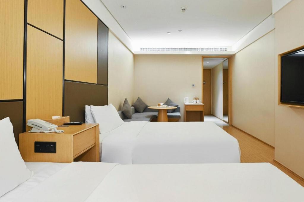 Ji Hotel Shanghai Hongqiao Yan'An XI Road Екстериор снимка