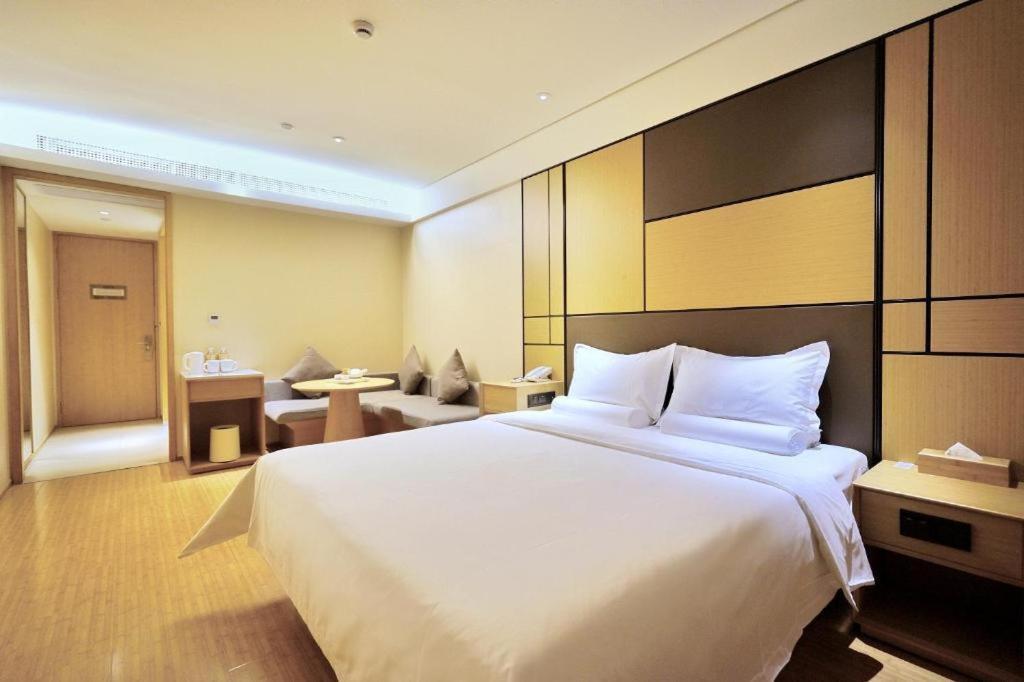 Ji Hotel Shanghai Hongqiao Yan'An XI Road Екстериор снимка