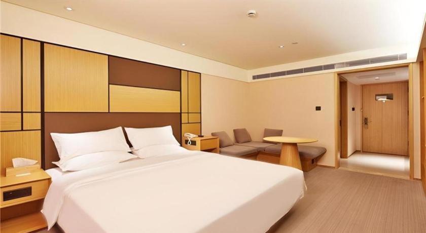 Ji Hotel Shanghai Hongqiao Yan'An XI Road Екстериор снимка